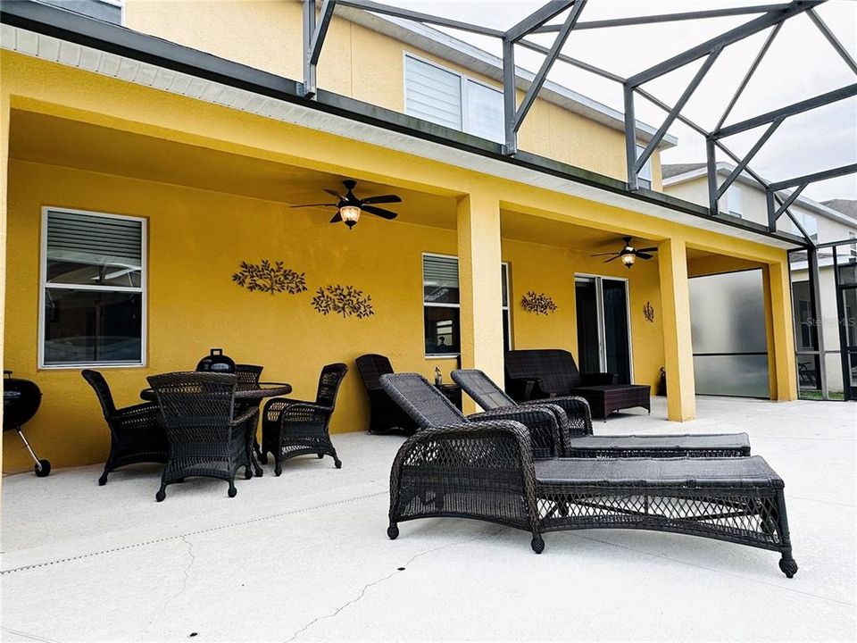 For Rent: $3,900 (6 beds, 4 baths, 2874 Square Feet)