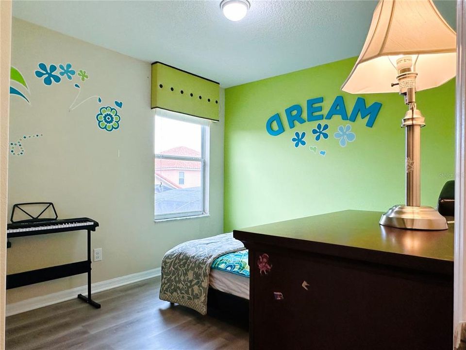 For Rent: $3,900 (6 beds, 4 baths, 2874 Square Feet)