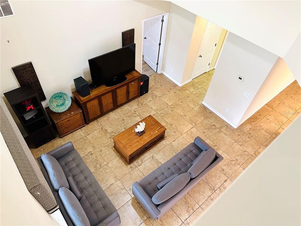 For Rent: $3,900 (6 beds, 4 baths, 2874 Square Feet)