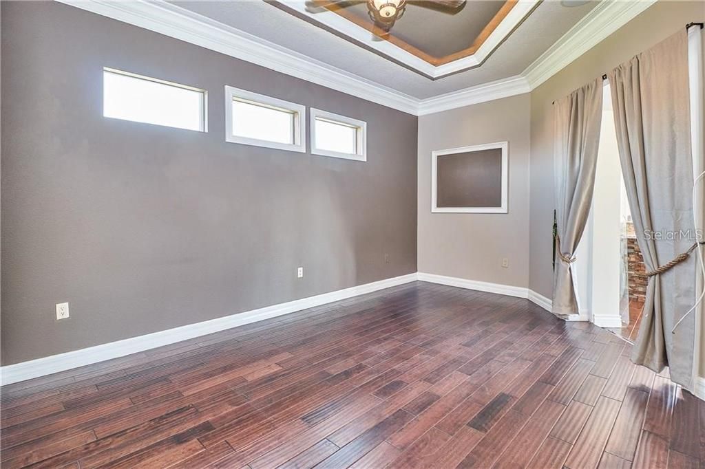 待售: $995,000 (4 贝兹, 5 浴室, 5908 平方英尺)