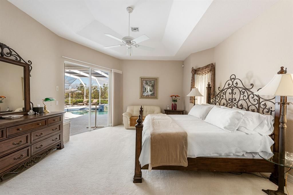 Active With Contract: $699,000 (3 beds, 2 baths, 2637 Square Feet)