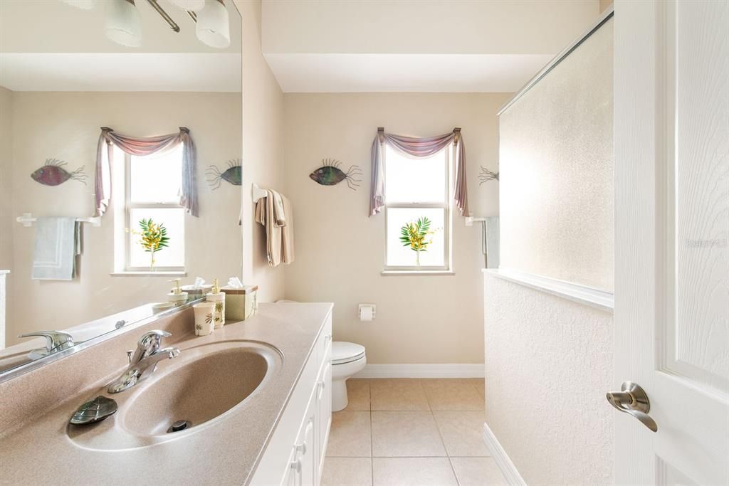 Active With Contract: $699,000 (3 beds, 2 baths, 2637 Square Feet)