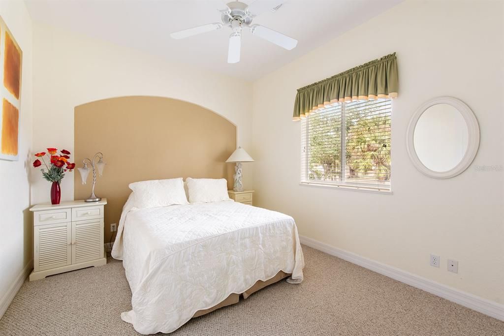 Active With Contract: $699,000 (3 beds, 2 baths, 2637 Square Feet)