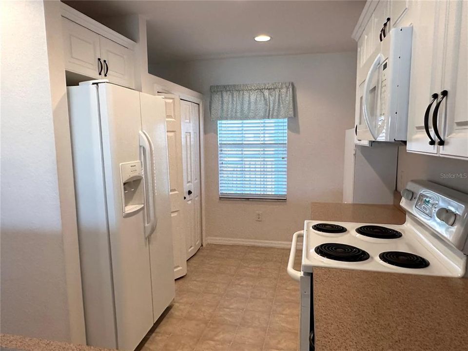 出租: $1,500 (2 贝兹, 2 浴室, 1168 平方英尺)