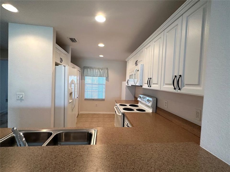 出租: $1,500 (2 贝兹, 2 浴室, 1168 平方英尺)