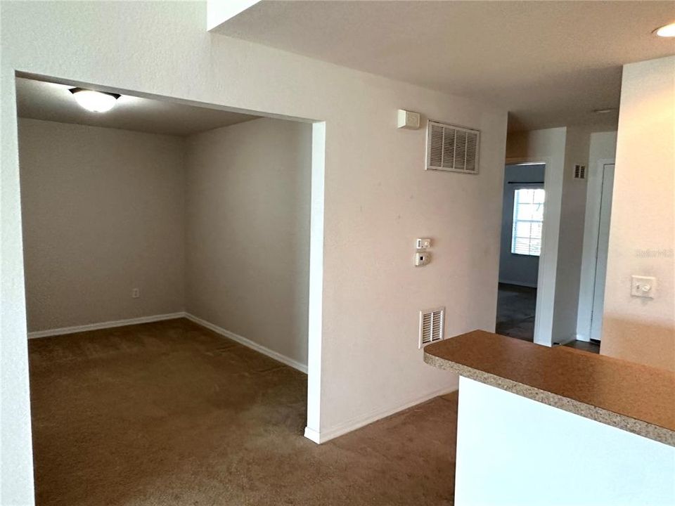 出租: $1,500 (2 贝兹, 2 浴室, 1168 平方英尺)