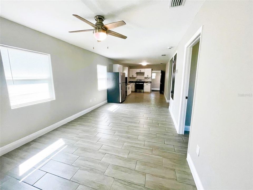 En Renta: $1,650 (3 camas, 2 baños, 1045 Pies cuadrados)