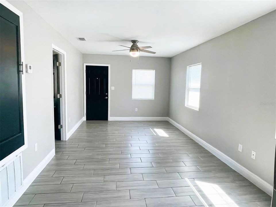 En Renta: $1,650 (3 camas, 2 baños, 1045 Pies cuadrados)