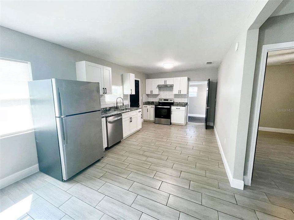 En Renta: $1,650 (3 camas, 2 baños, 1045 Pies cuadrados)