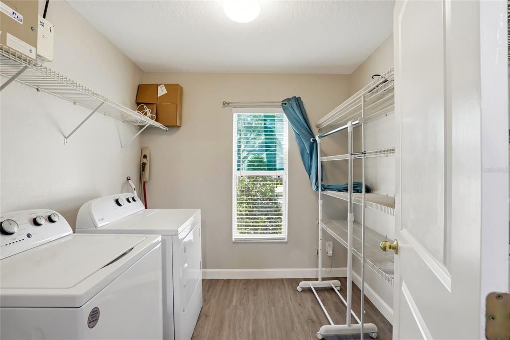 En Venta: $372,000 (3 camas, 2 baños, 1734 Pies cuadrados)