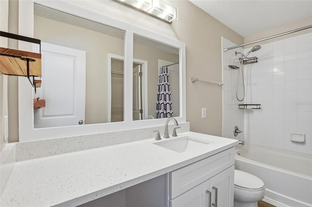 En Venta: $372,000 (3 camas, 2 baños, 1734 Pies cuadrados)