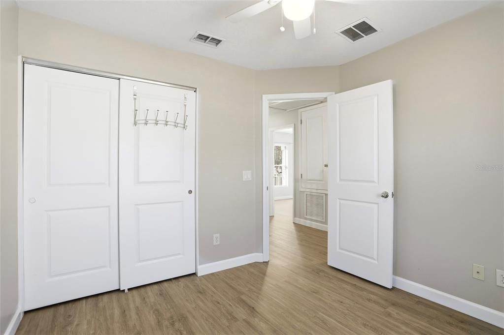 En Venta: $372,000 (3 camas, 2 baños, 1734 Pies cuadrados)