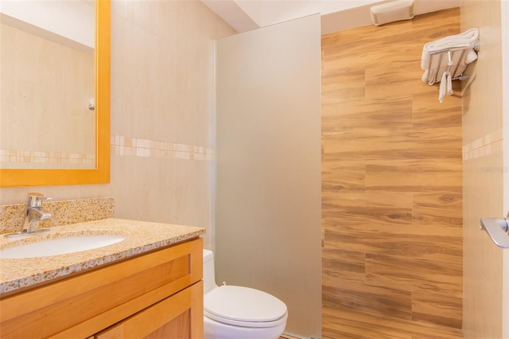 For Sale: $745,000 (3 beds, 3 baths, 1723 Square Feet)