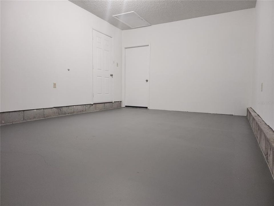 Active With Contract: $350,000 (4 beds, 2 baths, 1152 Square Feet)