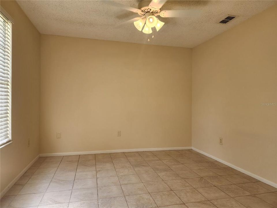 Active With Contract: $350,000 (4 beds, 2 baths, 1152 Square Feet)