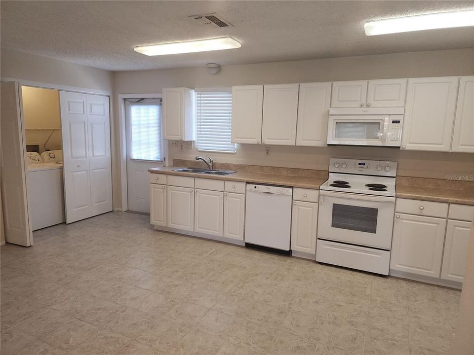 Active With Contract: $350,000 (4 beds, 2 baths, 1152 Square Feet)