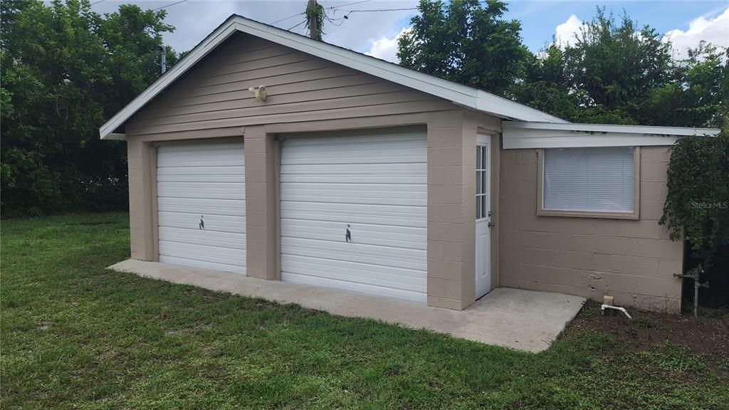 Active With Contract: $350,000 (4 beds, 2 baths, 1152 Square Feet)