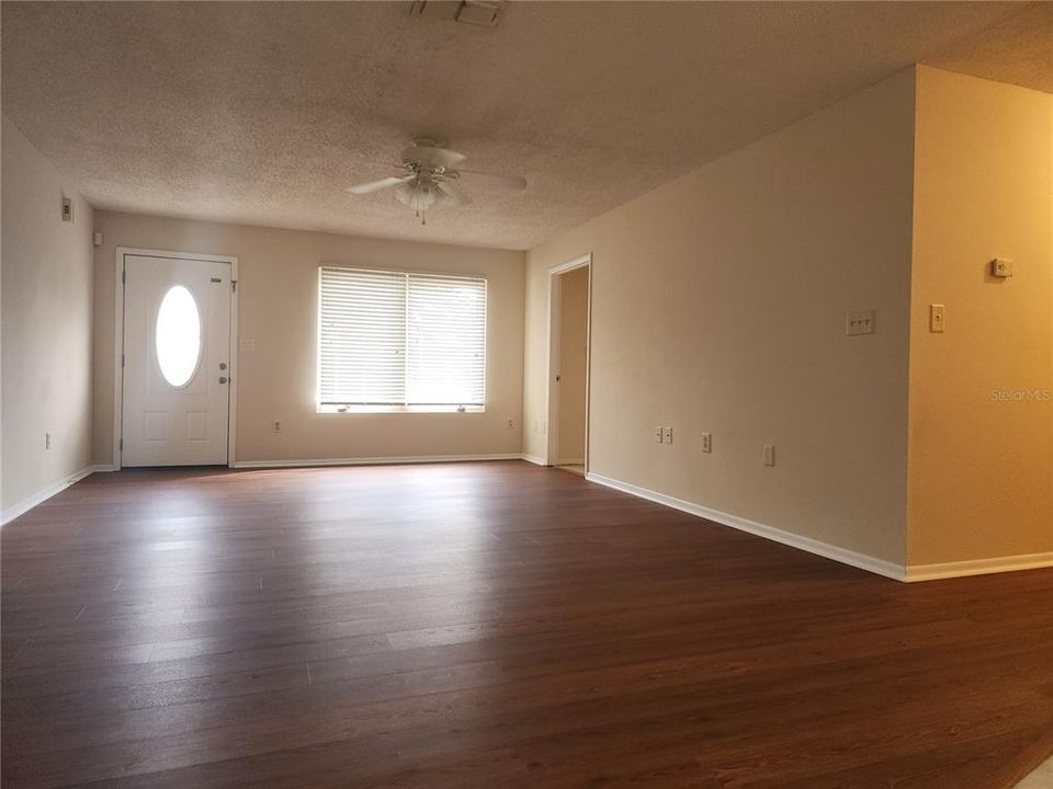 Active With Contract: $350,000 (4 beds, 2 baths, 1152 Square Feet)