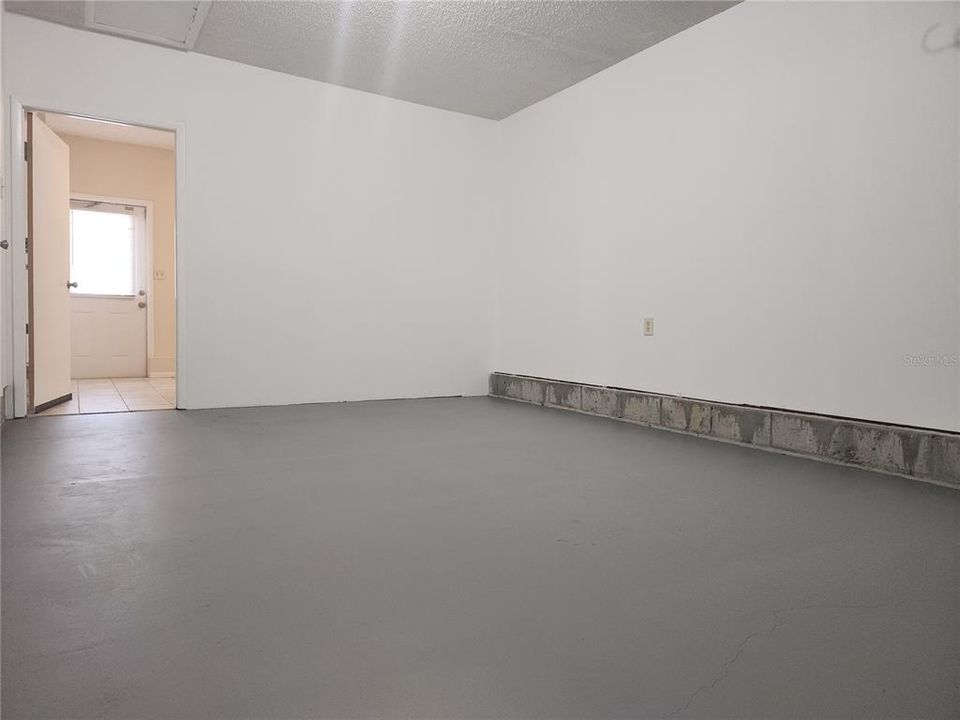 Active With Contract: $350,000 (4 beds, 2 baths, 1152 Square Feet)