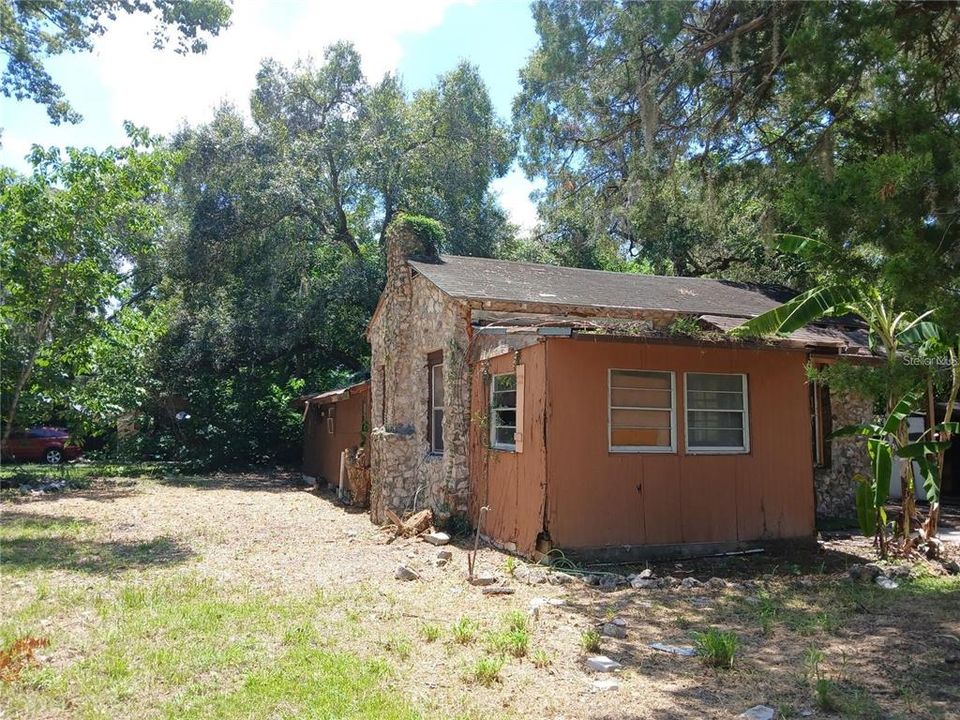 For Sale: $77,000 (3 beds, 1 baths, 1036 Square Feet)