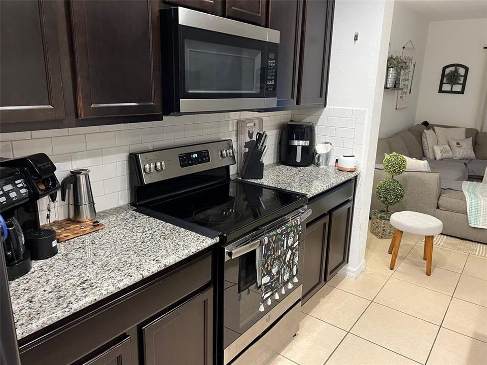 En Renta: $1,600 (3 camas, 2 baños, 1606 Pies cuadrados)