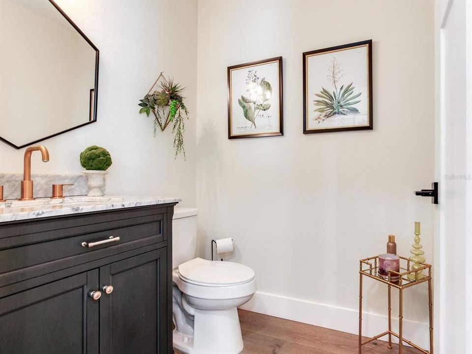 合同活跃: $579,000 (3 贝兹, 2 浴室, 1504 平方英尺)