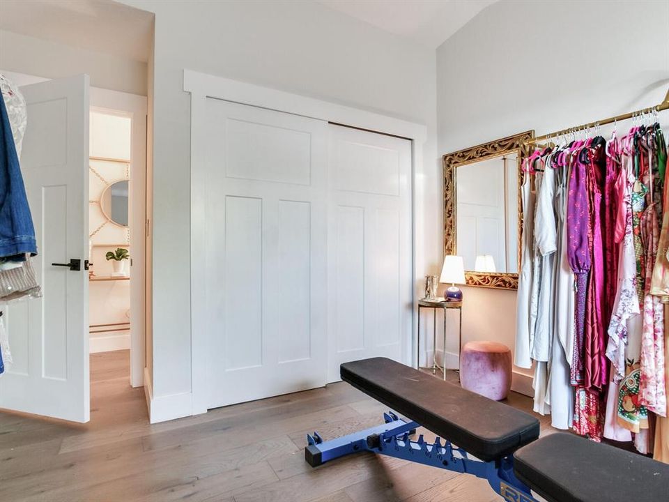 合同活跃: $579,000 (3 贝兹, 2 浴室, 1504 平方英尺)