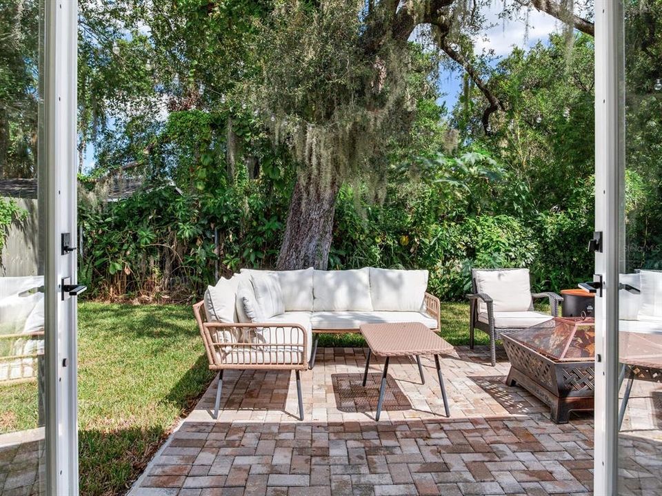 合同活跃: $579,000 (3 贝兹, 2 浴室, 1504 平方英尺)