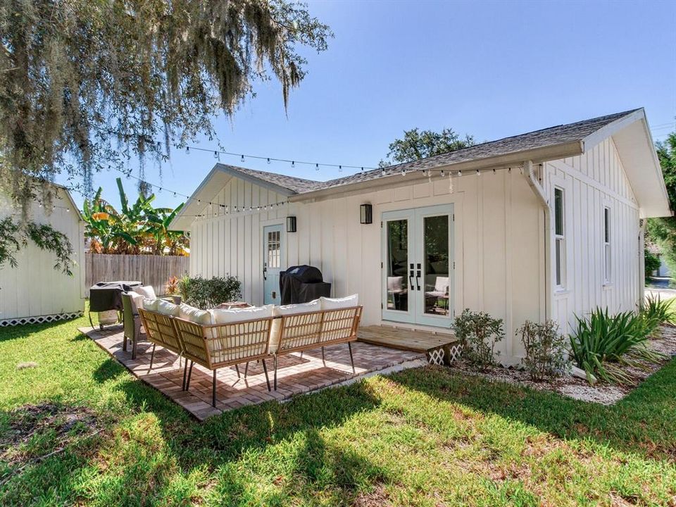 合同活跃: $579,000 (3 贝兹, 2 浴室, 1504 平方英尺)