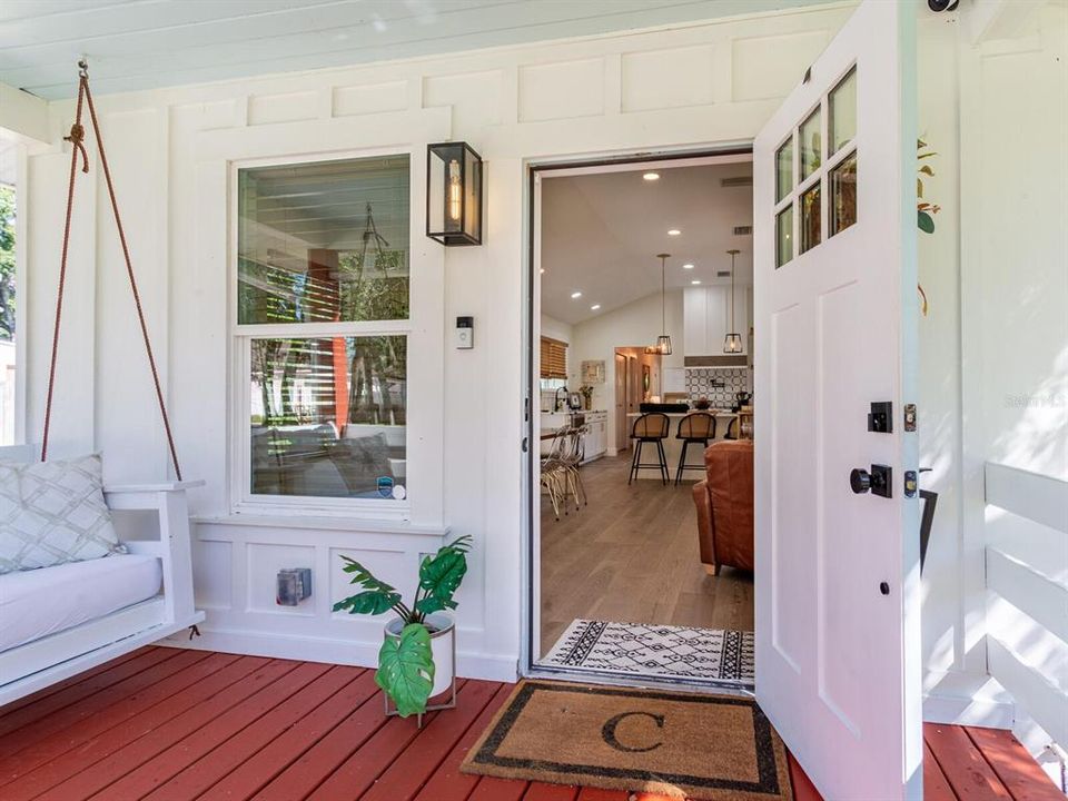 合同活跃: $579,000 (3 贝兹, 2 浴室, 1504 平方英尺)