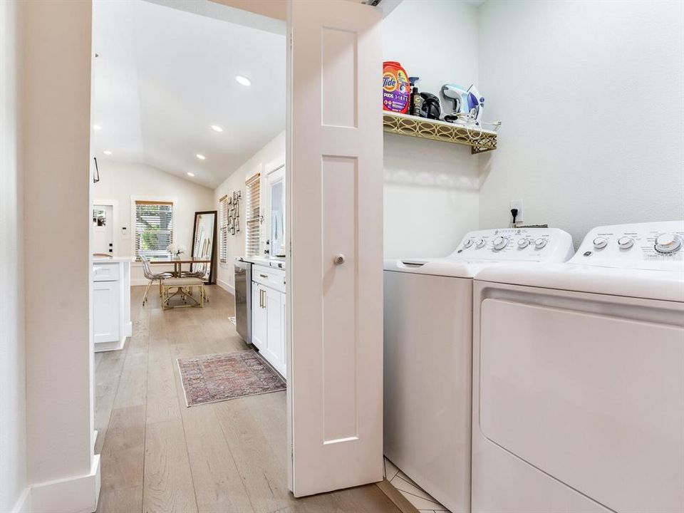 合同活跃: $579,000 (3 贝兹, 2 浴室, 1504 平方英尺)