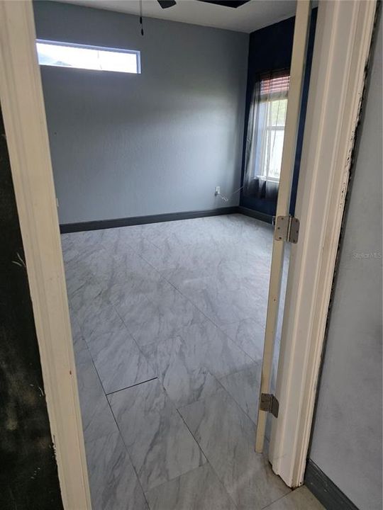 For Sale: $529,000 (5 beds, 3 baths, 2494 Square Feet)