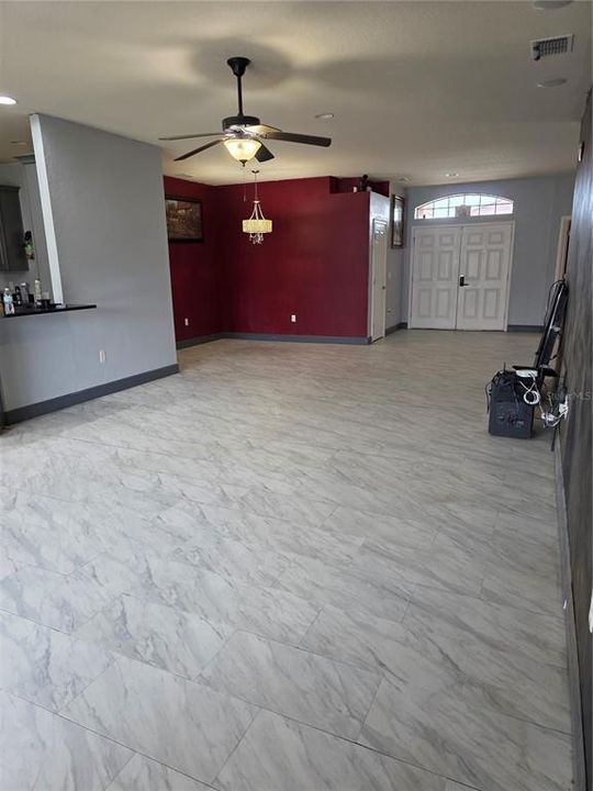 For Sale: $529,000 (5 beds, 3 baths, 2494 Square Feet)