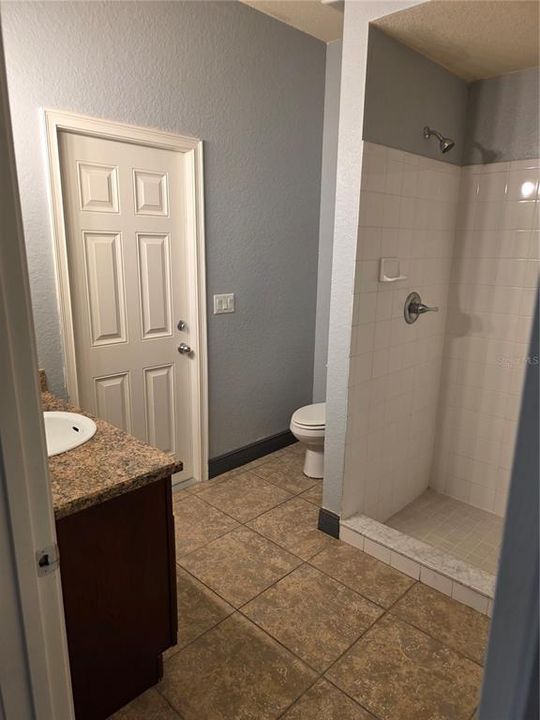 For Sale: $529,000 (5 beds, 3 baths, 2494 Square Feet)