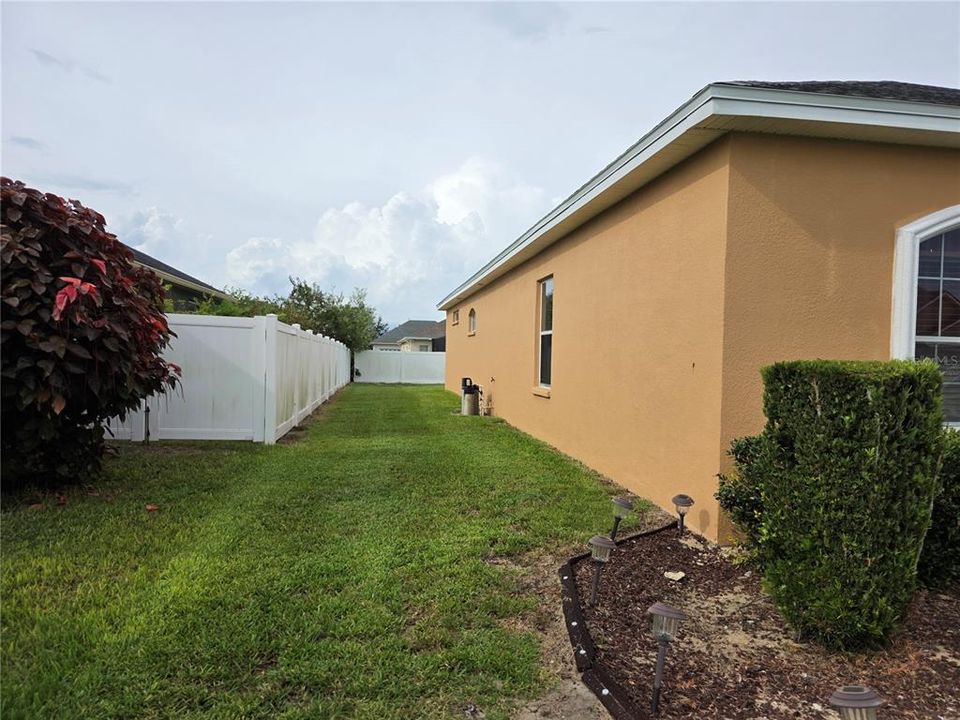 For Sale: $529,000 (5 beds, 3 baths, 2494 Square Feet)