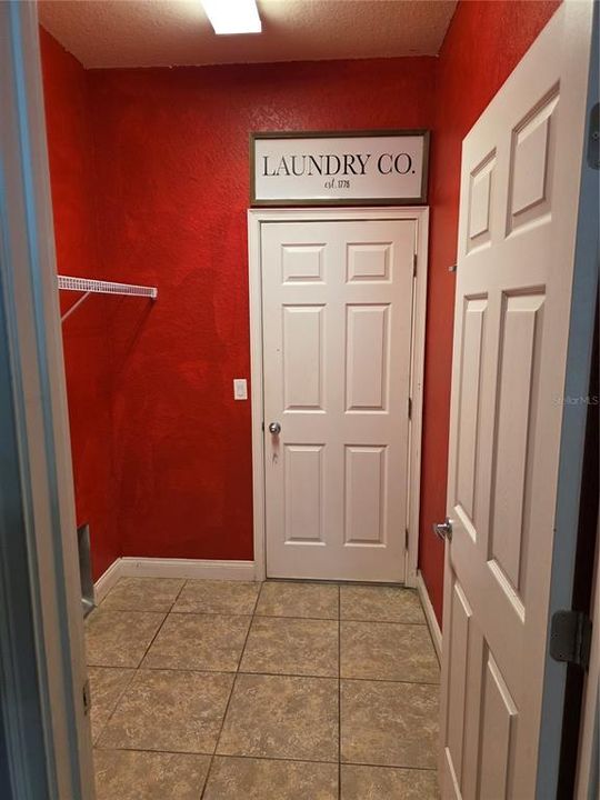 For Sale: $529,000 (5 beds, 3 baths, 2494 Square Feet)