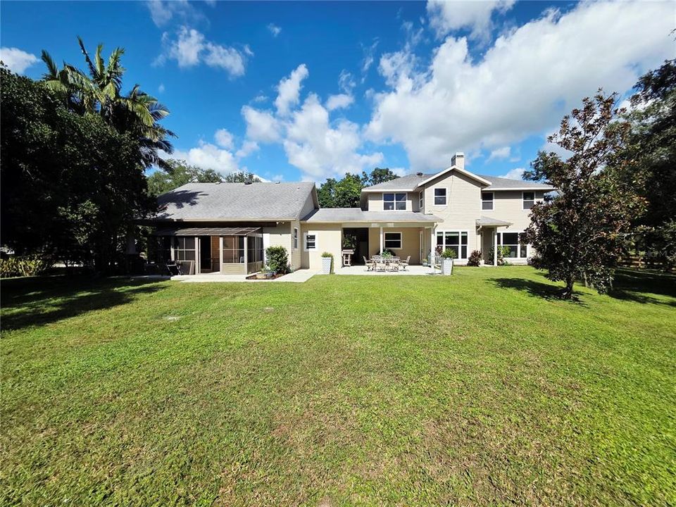 En Venta: $1,199,000 (5 camas, 5 baños, 4610 Pies cuadrados)