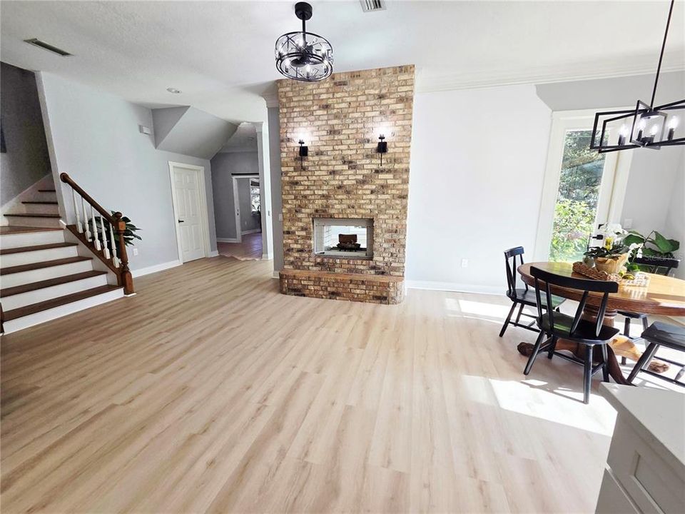 En Venta: $1,199,000 (5 camas, 5 baños, 4610 Pies cuadrados)