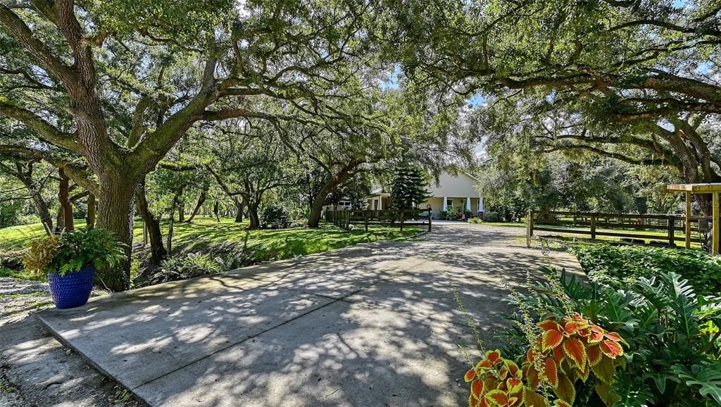 En Venta: $1,199,000 (5 camas, 5 baños, 4610 Pies cuadrados)