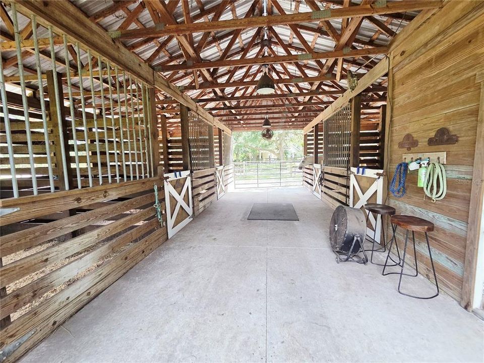 En Venta: $1,199,000 (5 camas, 5 baños, 4610 Pies cuadrados)