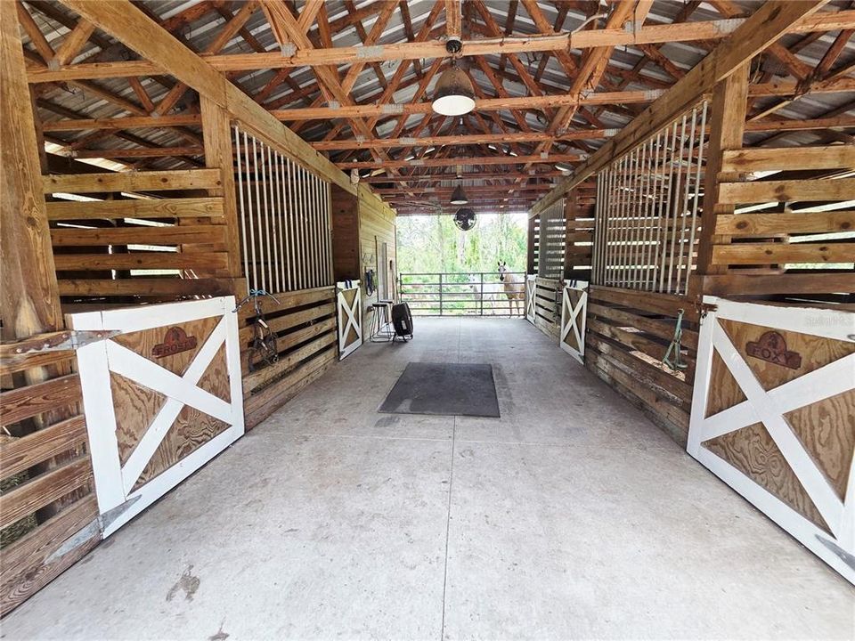 En Venta: $1,199,000 (5 camas, 5 baños, 4610 Pies cuadrados)