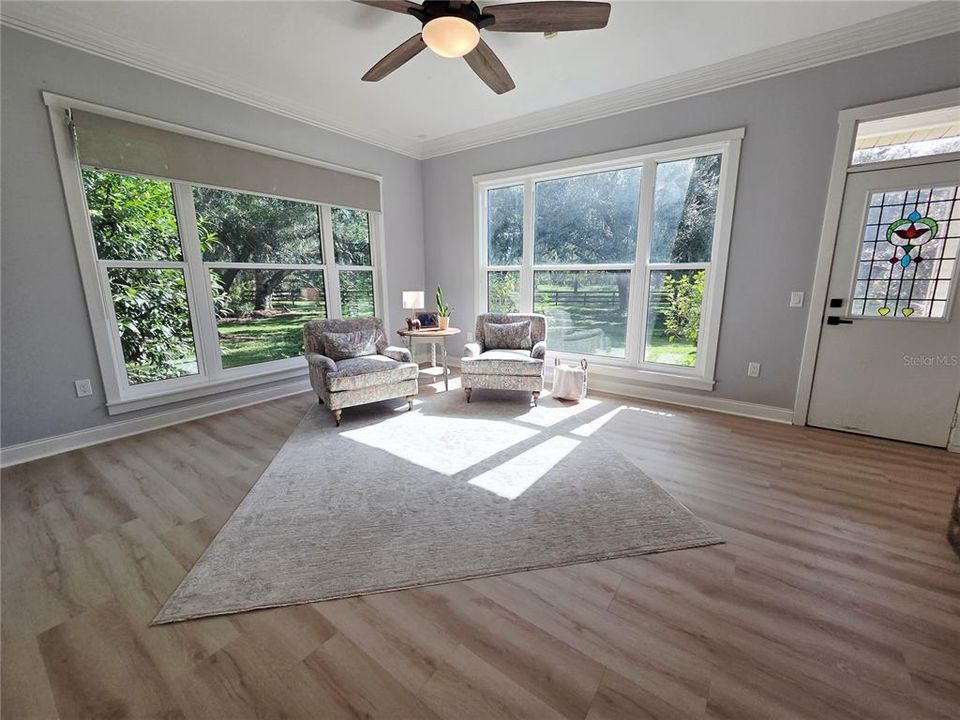 En Venta: $1,199,000 (5 camas, 5 baños, 4610 Pies cuadrados)