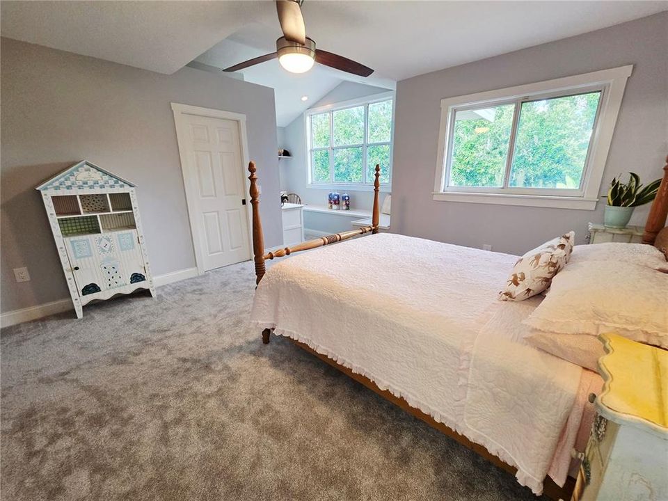 En Venta: $1,199,000 (5 camas, 5 baños, 4610 Pies cuadrados)