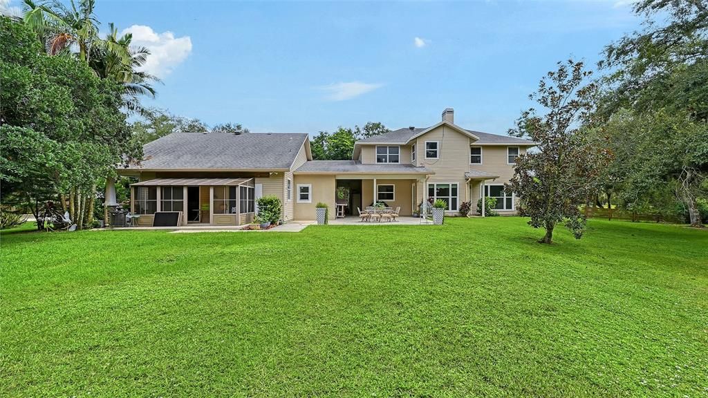 En Venta: $1,199,000 (5 camas, 5 baños, 4610 Pies cuadrados)