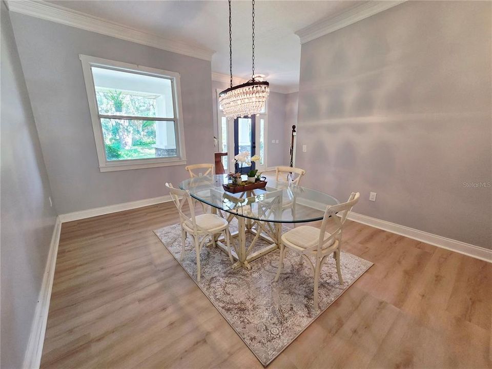 En Venta: $1,199,000 (5 camas, 5 baños, 4610 Pies cuadrados)