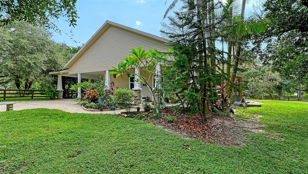 En Venta: $1,199,000 (5 camas, 5 baños, 4610 Pies cuadrados)