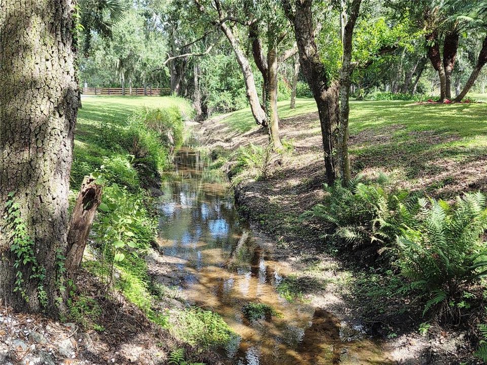 En Venta: $1,199,000 (5 camas, 5 baños, 4610 Pies cuadrados)