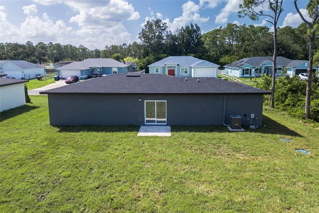 На продажу: $306,800 (3 спален, 2 ванн, 1250 Квадратных фут)