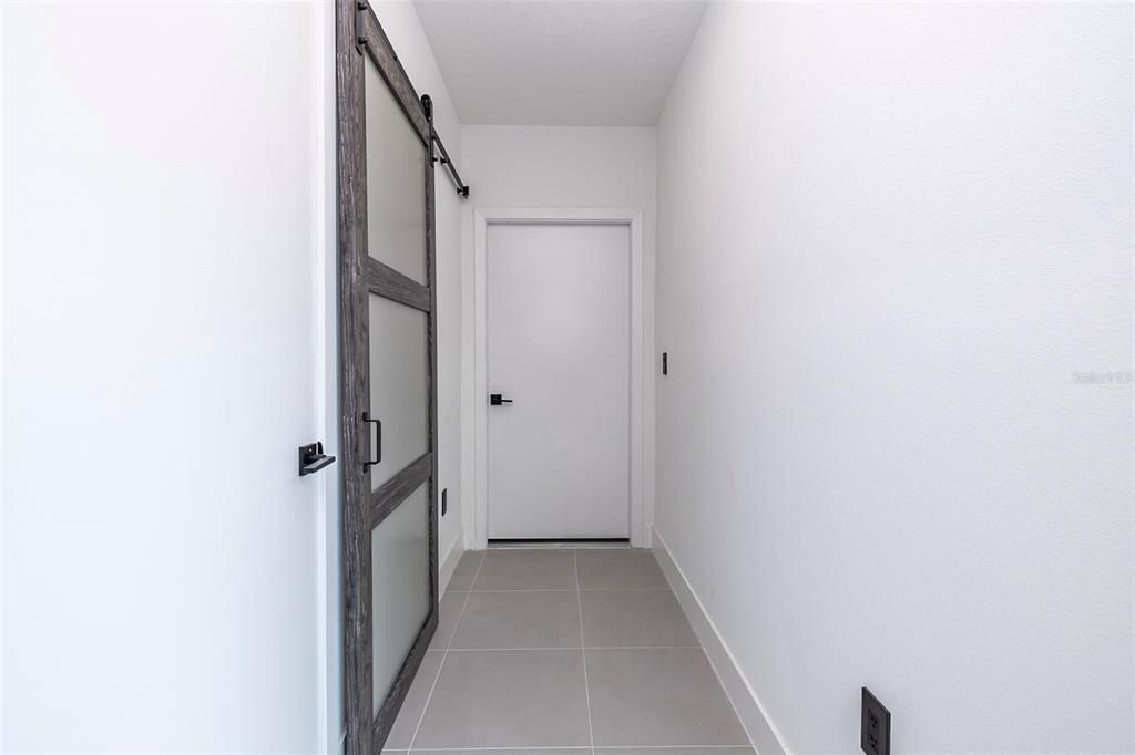 На продажу: $306,800 (3 спален, 2 ванн, 1250 Квадратных фут)