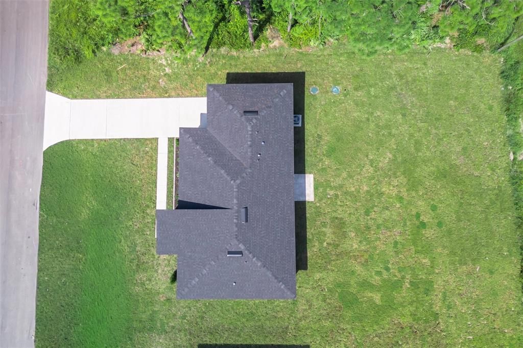 На продажу: $306,800 (3 спален, 2 ванн, 1250 Квадратных фут)